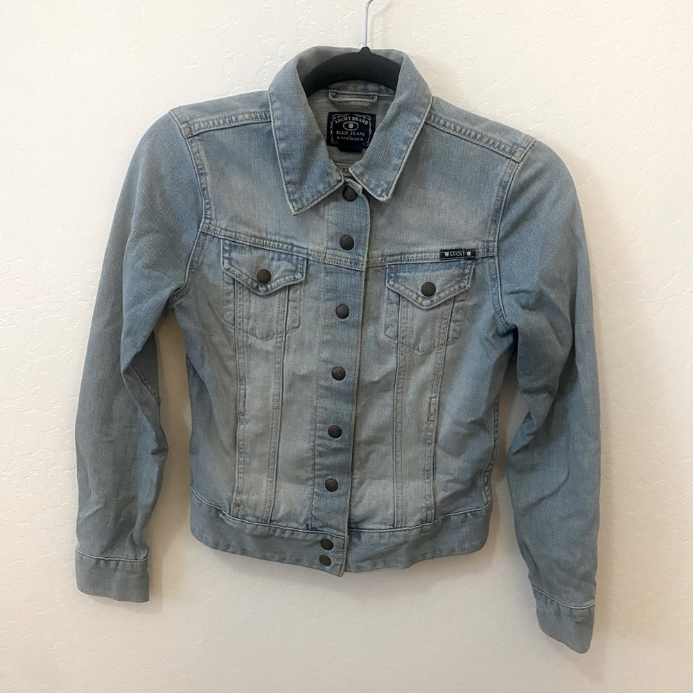 XS Lucky Brand Light Wash Denim Jacket